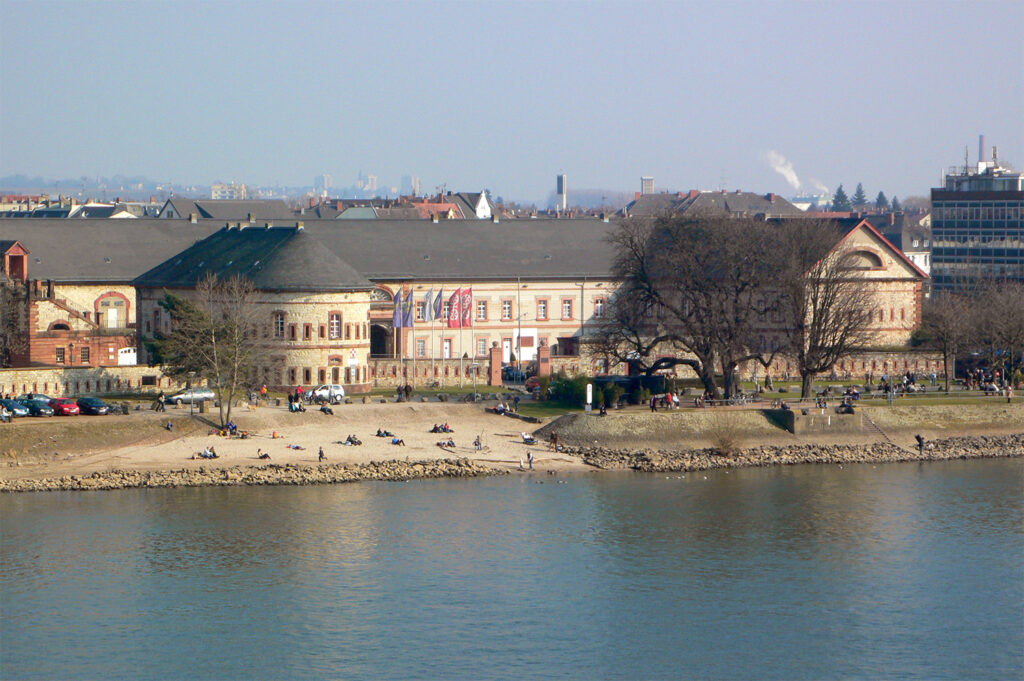 Die Reduit in Mainz-Kastel (Foto: Judith Pense)